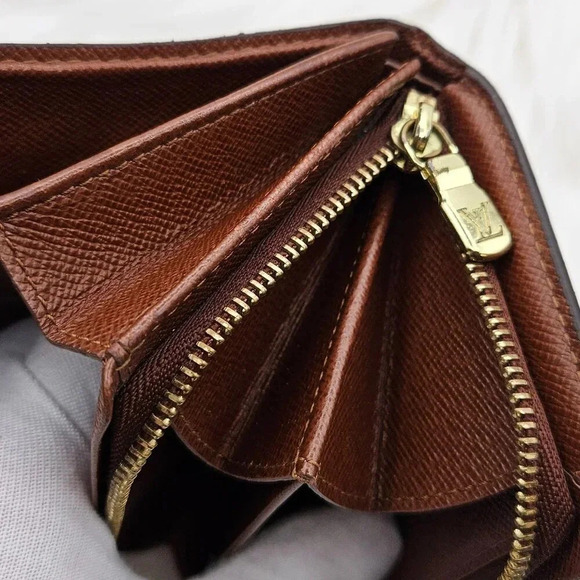 Louis  Vuitton Porte Monnaie Tresor Zipper Wallet - Picture 12 of 15